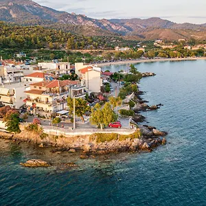 https://magda-rooms.hotelschalkidiki.net