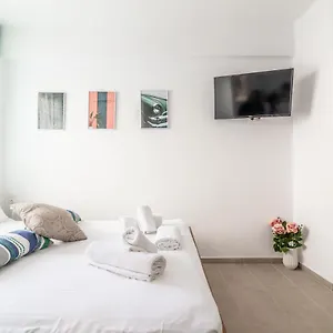 Renovated Near Downtown Διαμέρισμα